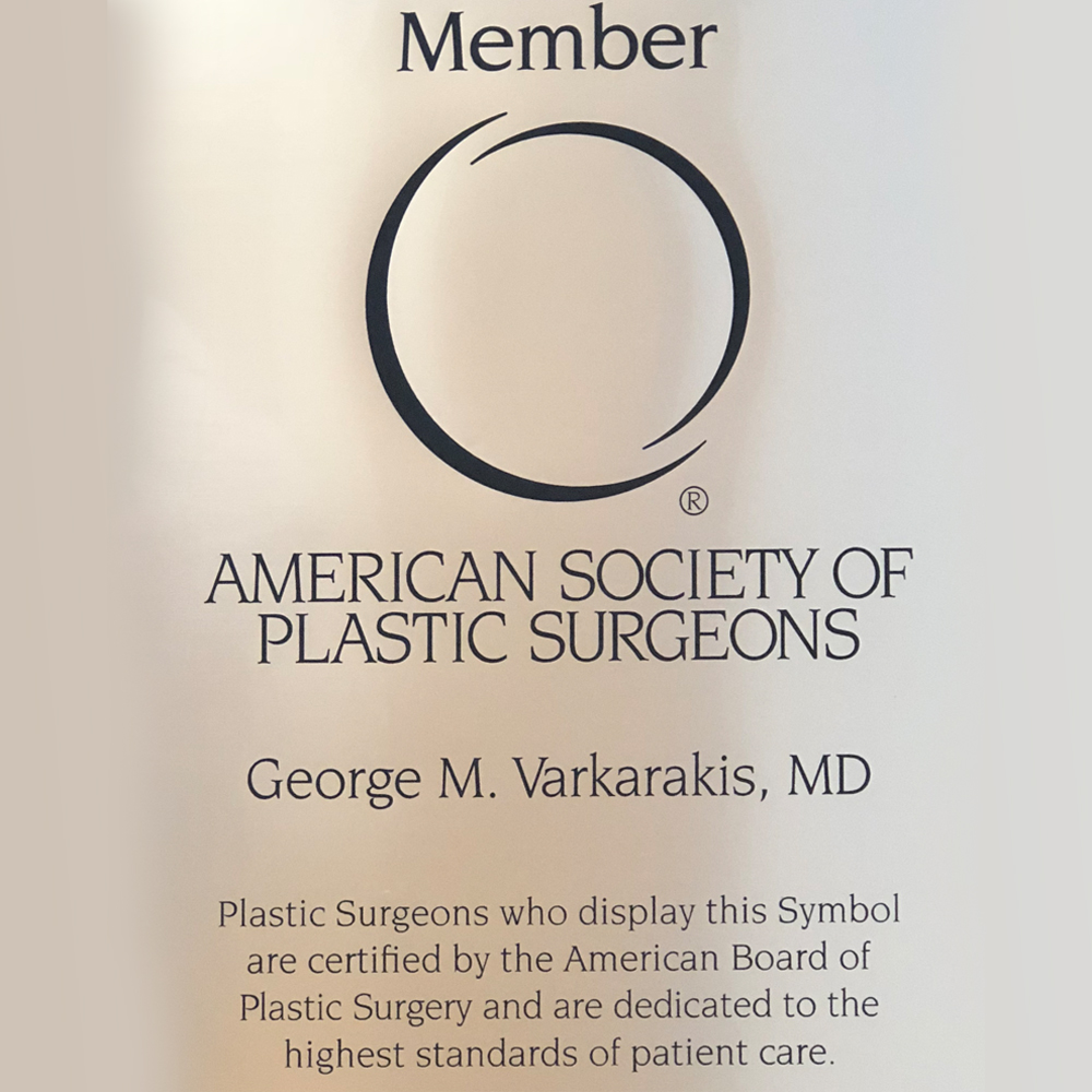 Sobre nosotros El mejor cirujano plastico en miami Dr